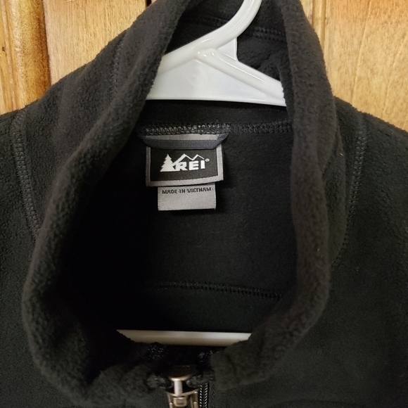 REI WOMEN’S FULL ZIP VEST SIZE XS BLACK‎ - Picture 5 of 9
